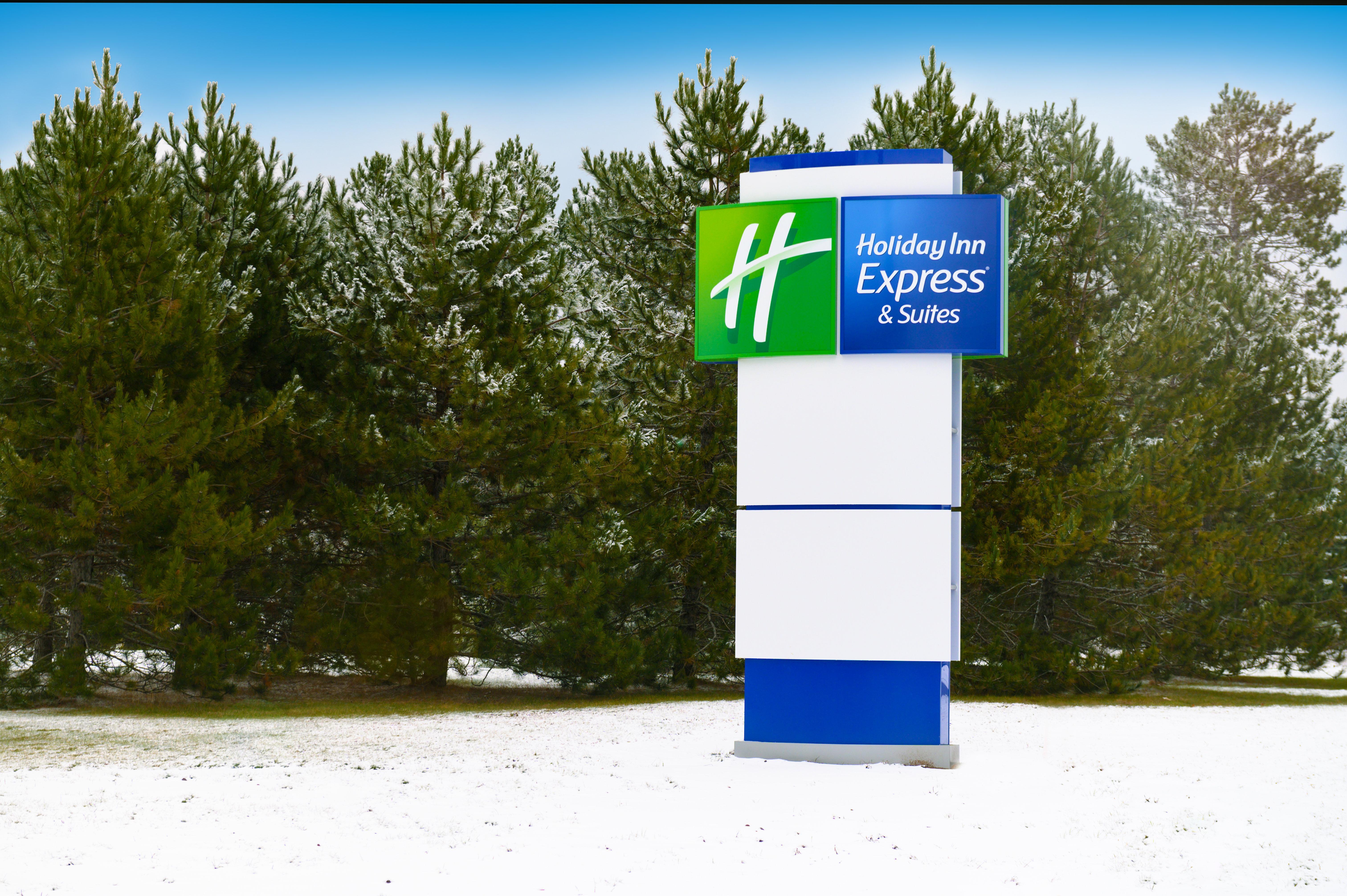 Holiday Inn Express & Suites Hayward By Ihg Exteriér fotografie