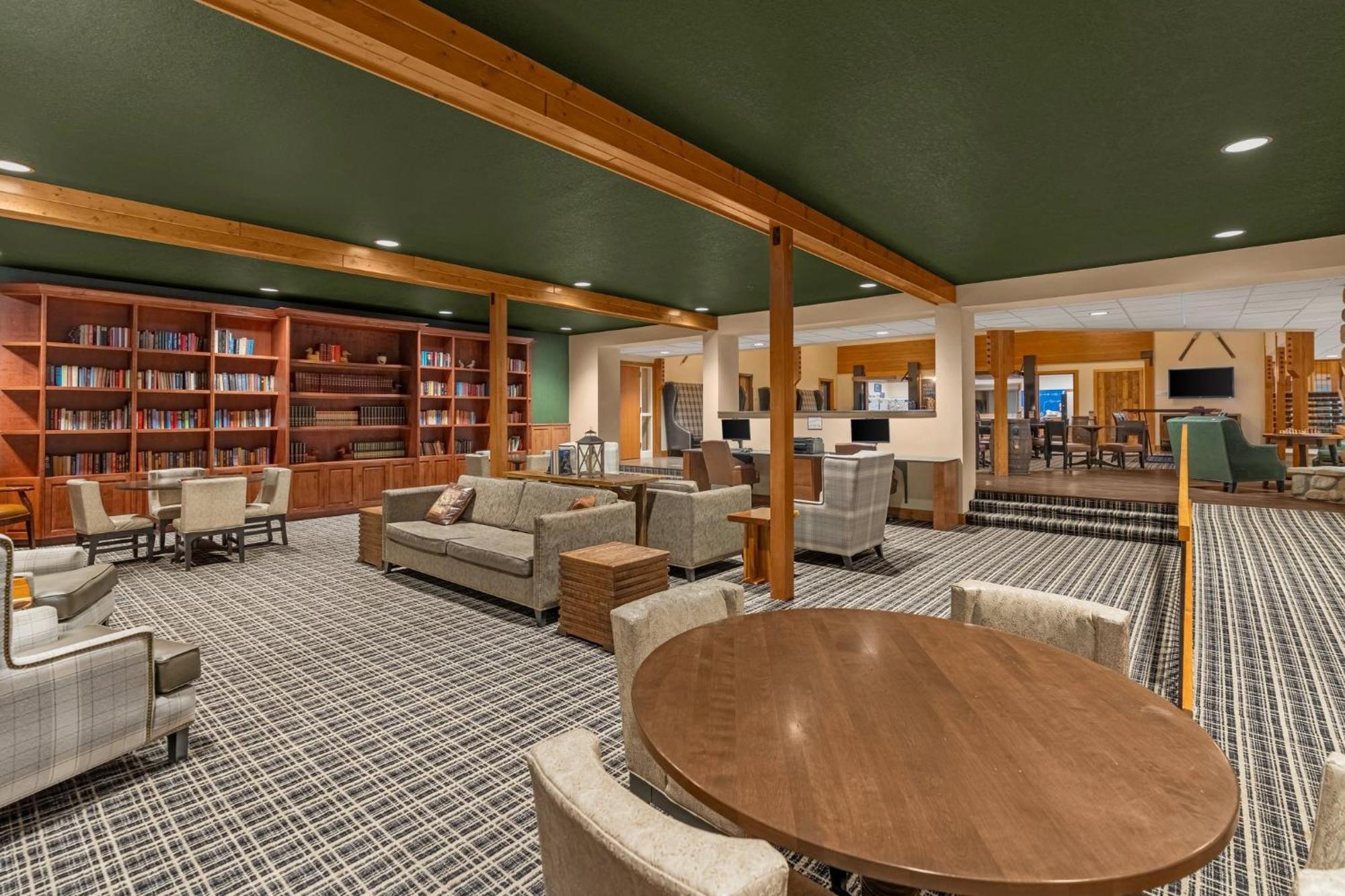 Holiday Inn Express & Suites Hayward By Ihg Exteriér fotografie