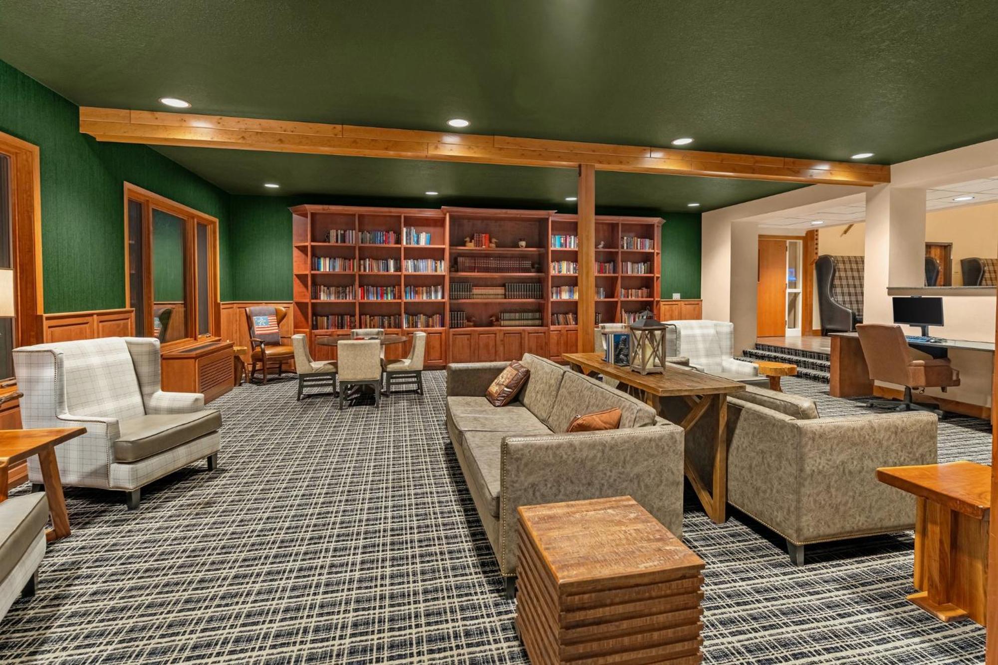 Holiday Inn Express & Suites Hayward By Ihg Exteriér fotografie
