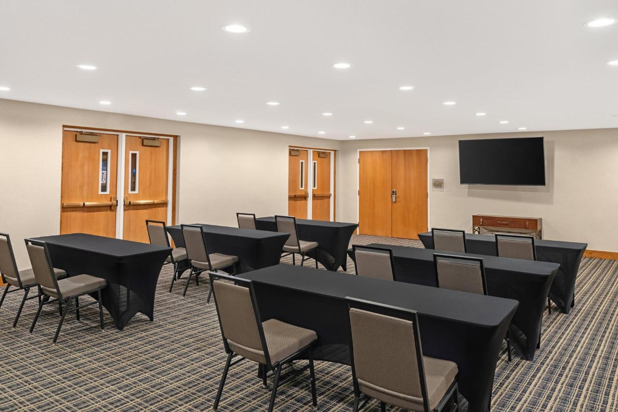 Holiday Inn Express & Suites Hayward By Ihg Exteriér fotografie